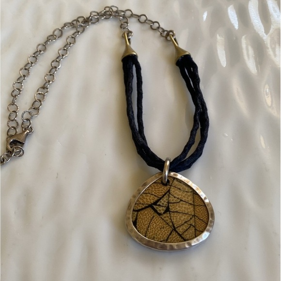 Silpada Bamboo Pendant Necklace N1893
17” long 2”extender - Picture 8 of 9